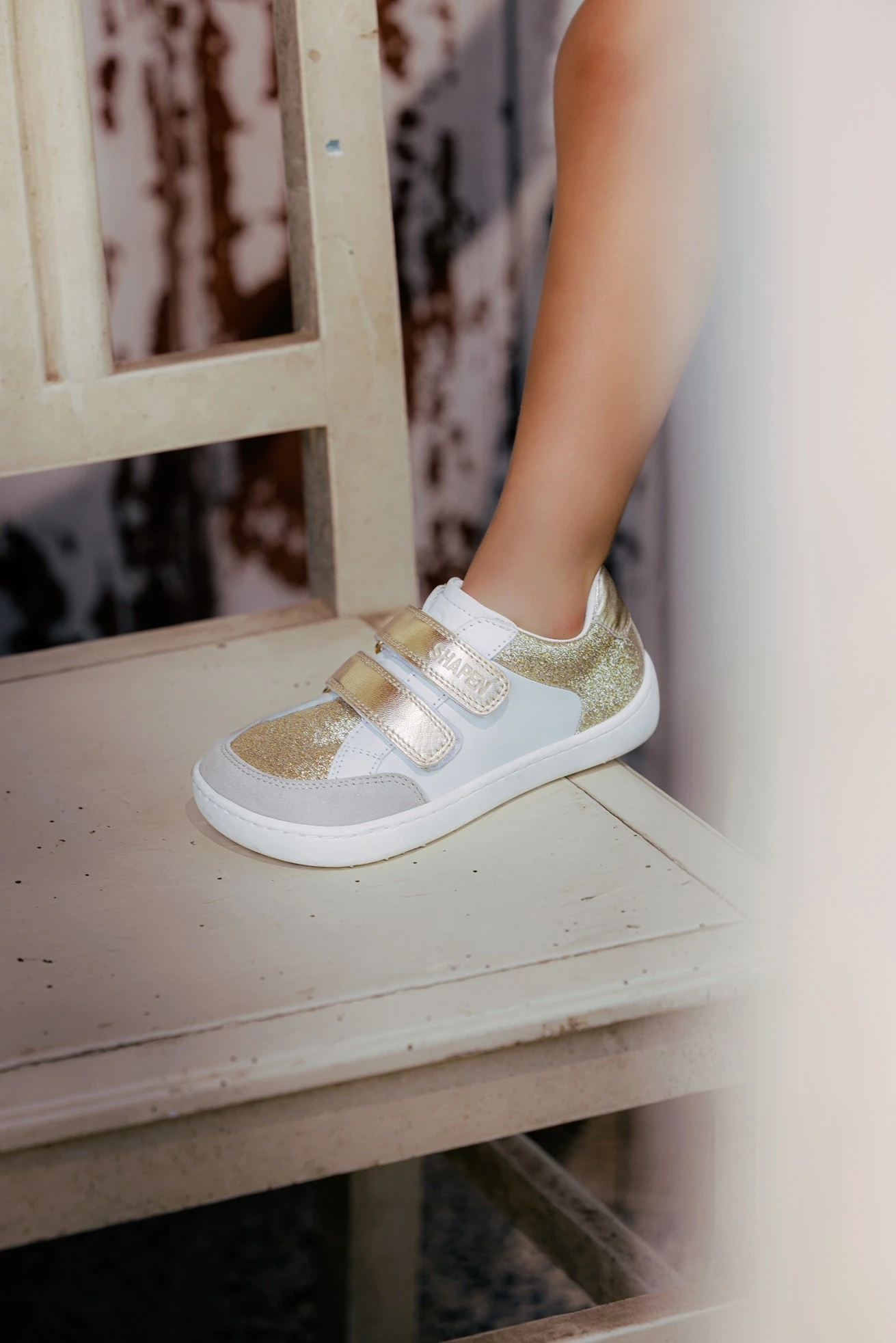 Босоногие кроссовки Shapen CHARM Mini — светло-золотистый, фото 3